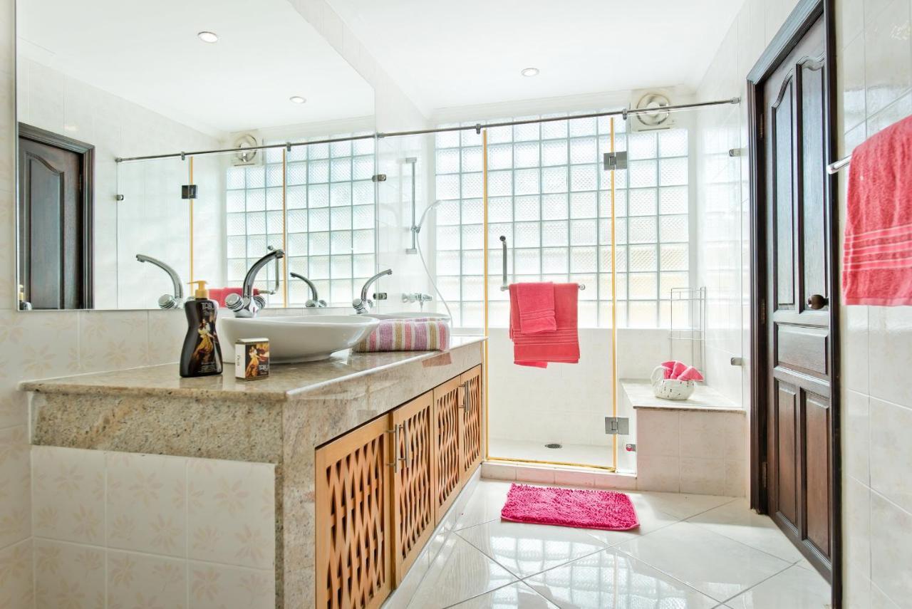 Butterfly Garden Boutique Residences Large Luxury Apts And Villas A Lifetsyle Destination By Neang, Everything You Need All Right Here 1-3 Bedrooms 110 To 190 Sq Mtrs, 2 Full Bathrooms, Rain Shower, Spa Bath, Bbq, Free Wifi, Staff 24-7, Close To Beac Pattaya Dış mekan fotoğraf