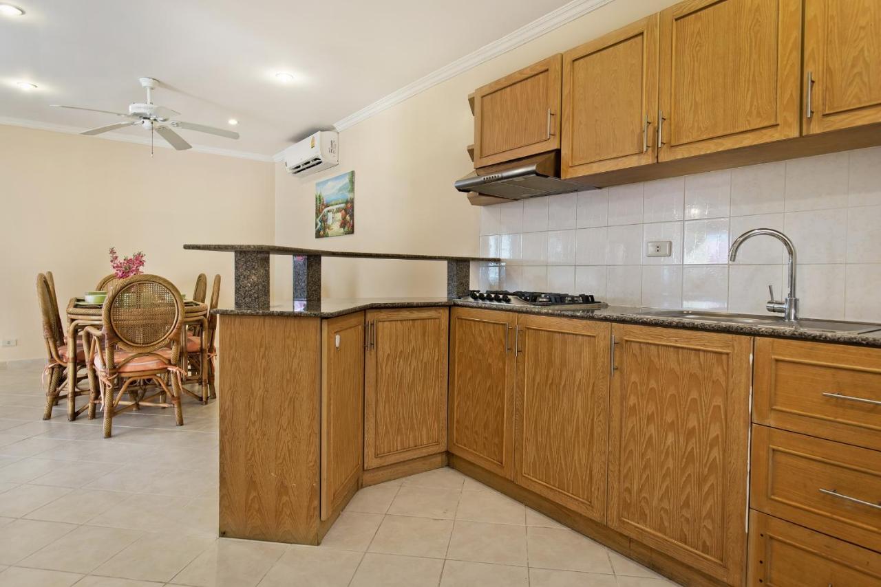 Butterfly Garden Boutique Residences Large Luxury Apts And Villas A Lifetsyle Destination By Neang, Everything You Need All Right Here 1-3 Bedrooms 110 To 190 Sq Mtrs, 2 Full Bathrooms, Rain Shower, Spa Bath, Bbq, Free Wifi, Staff 24-7, Close To Beac Pattaya Dış mekan fotoğraf