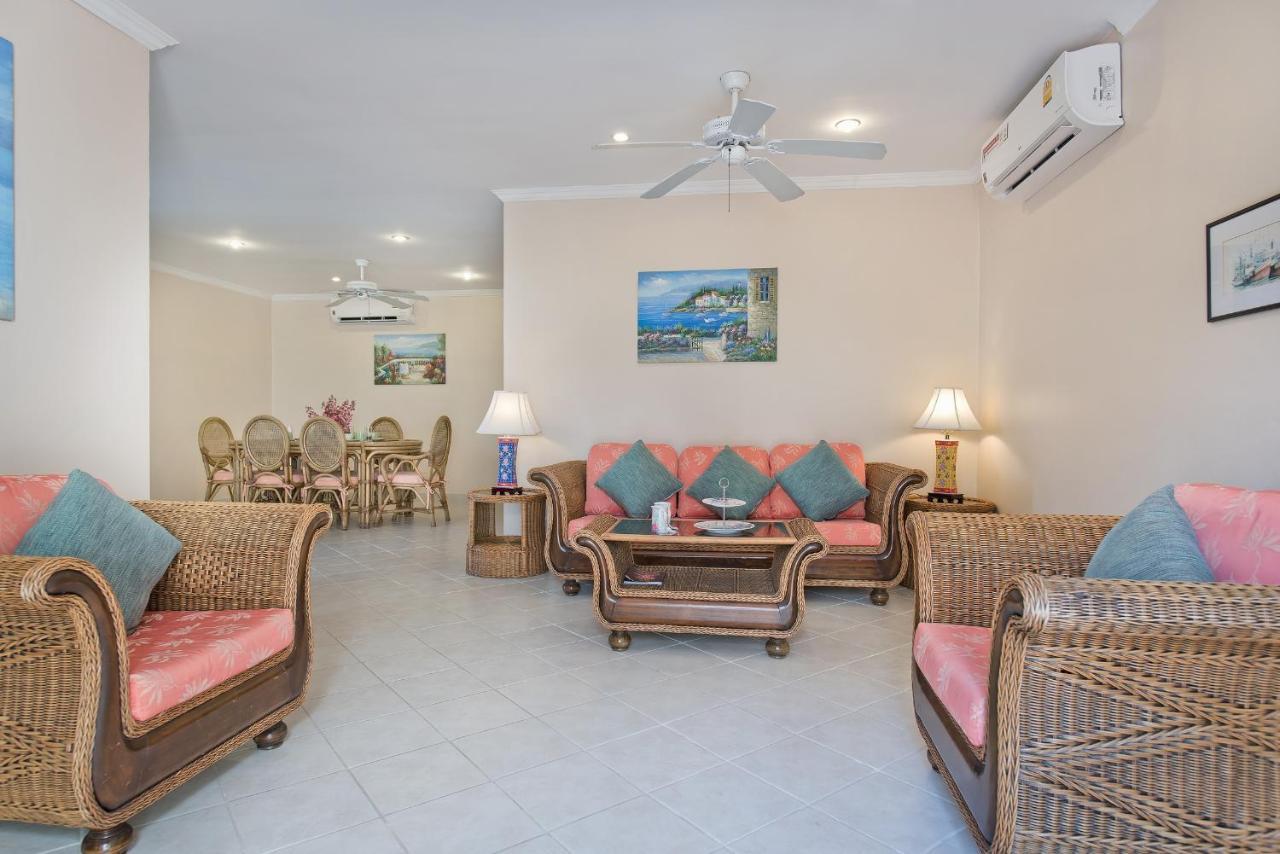 Butterfly Garden Boutique Residences Large Luxury Apts And Villas A Lifetsyle Destination By Neang, Everything You Need All Right Here 1-3 Bedrooms 110 To 190 Sq Mtrs, 2 Full Bathrooms, Rain Shower, Spa Bath, Bbq, Free Wifi, Staff 24-7, Close To Beac Pattaya Dış mekan fotoğraf