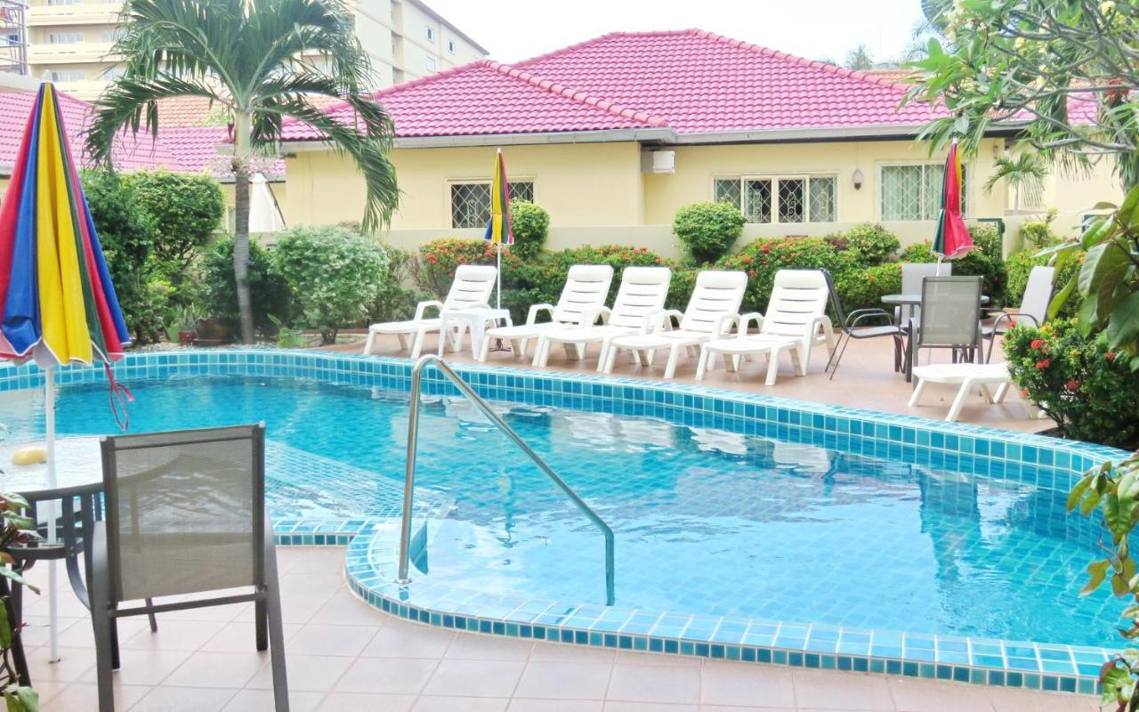 Butterfly Garden Boutique Residences Large Luxury Apts And Villas A Lifetsyle Destination By Neang, Everything You Need All Right Here 1-3 Bedrooms 110 To 190 Sq Mtrs, 2 Full Bathrooms, Rain Shower, Spa Bath, Bbq, Free Wifi, Staff 24-7, Close To Beac Pattaya Dış mekan fotoğraf